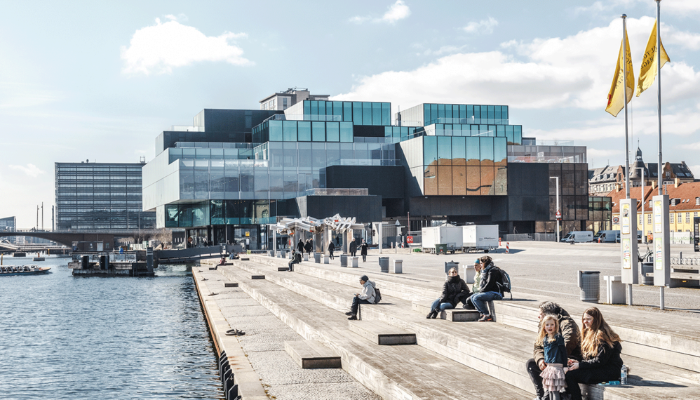 Pladsen foran Dansk Arkitektur Center