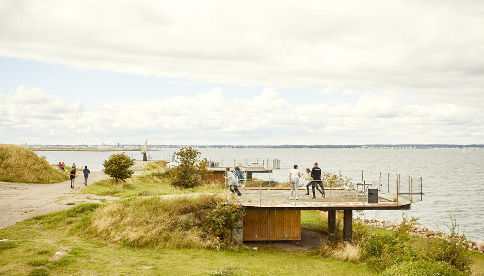 Ungdomsøen, Emil Lyders