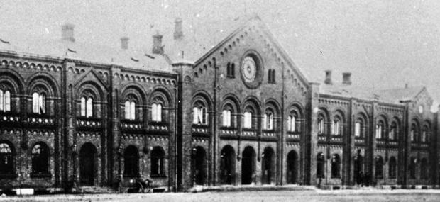 Fredericias gamle banegård som den så ud, da Andersen besøgte byen i 1870'erne.