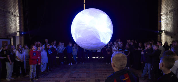 Den store globe, Science On a Sphere, kan bl.a. visualisere data fra NASA og give en god forståelse for vind- og vejrforhold, naturfænomener og klimaforandringer.  