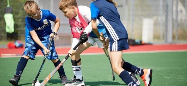 Sjov og leg med Hockey