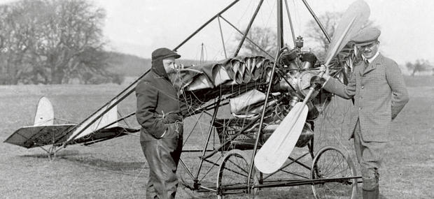 Gammel flyvemaskine