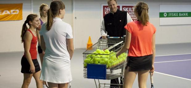 Lær at spille tennis