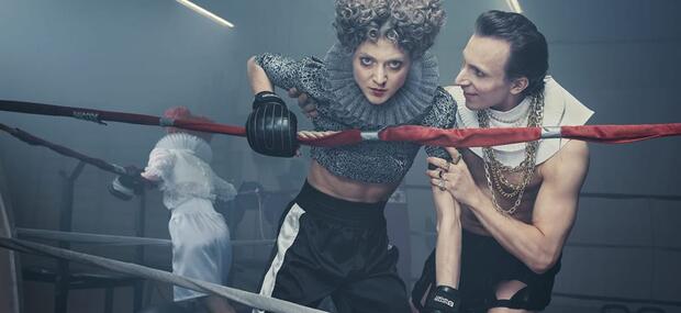 MARY VS. ELIZABETH I