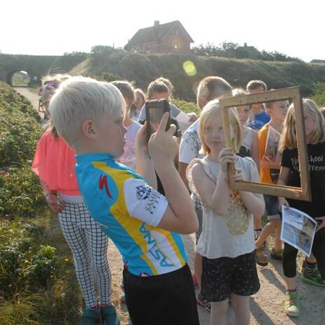 Små børn på Nymindegab Museum