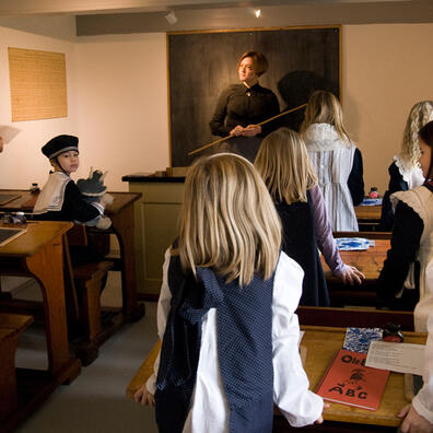 En skoledag i aar 1900