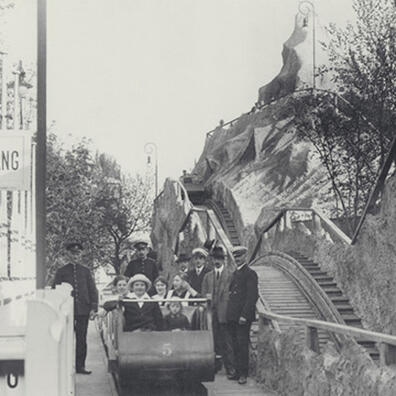 I Tivoli mødes fortid og nutid. 