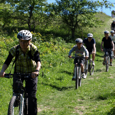 Krop og motion-forløb på mountainbike ved Møns Klint