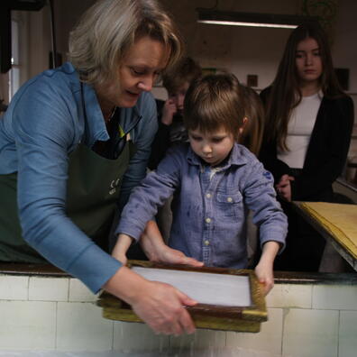 Papirmuseet, øsebøtten, skoletjenesten, børnehave