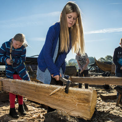 Elever på Vikingeskibsmuseet Skoletjenesten