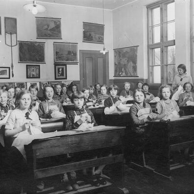 Skolebørn for 100 år siden