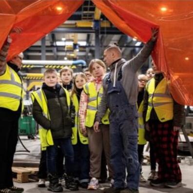 Elever på virksomhedsbesøg