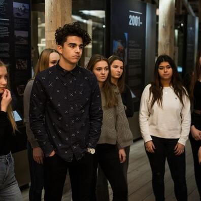 Elever på besøg på Krigsmuseet 