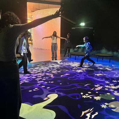 Elever i udstillingen