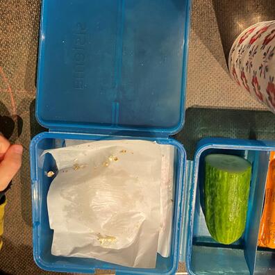 Madpakke med madpakkeskrald.